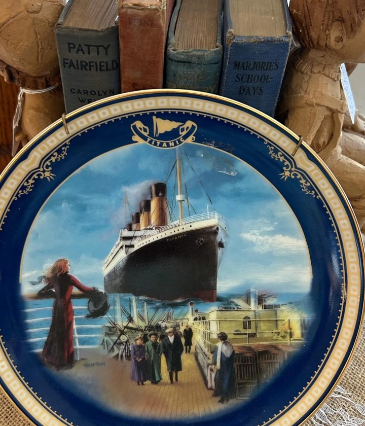 Antique Store Hebron, IL